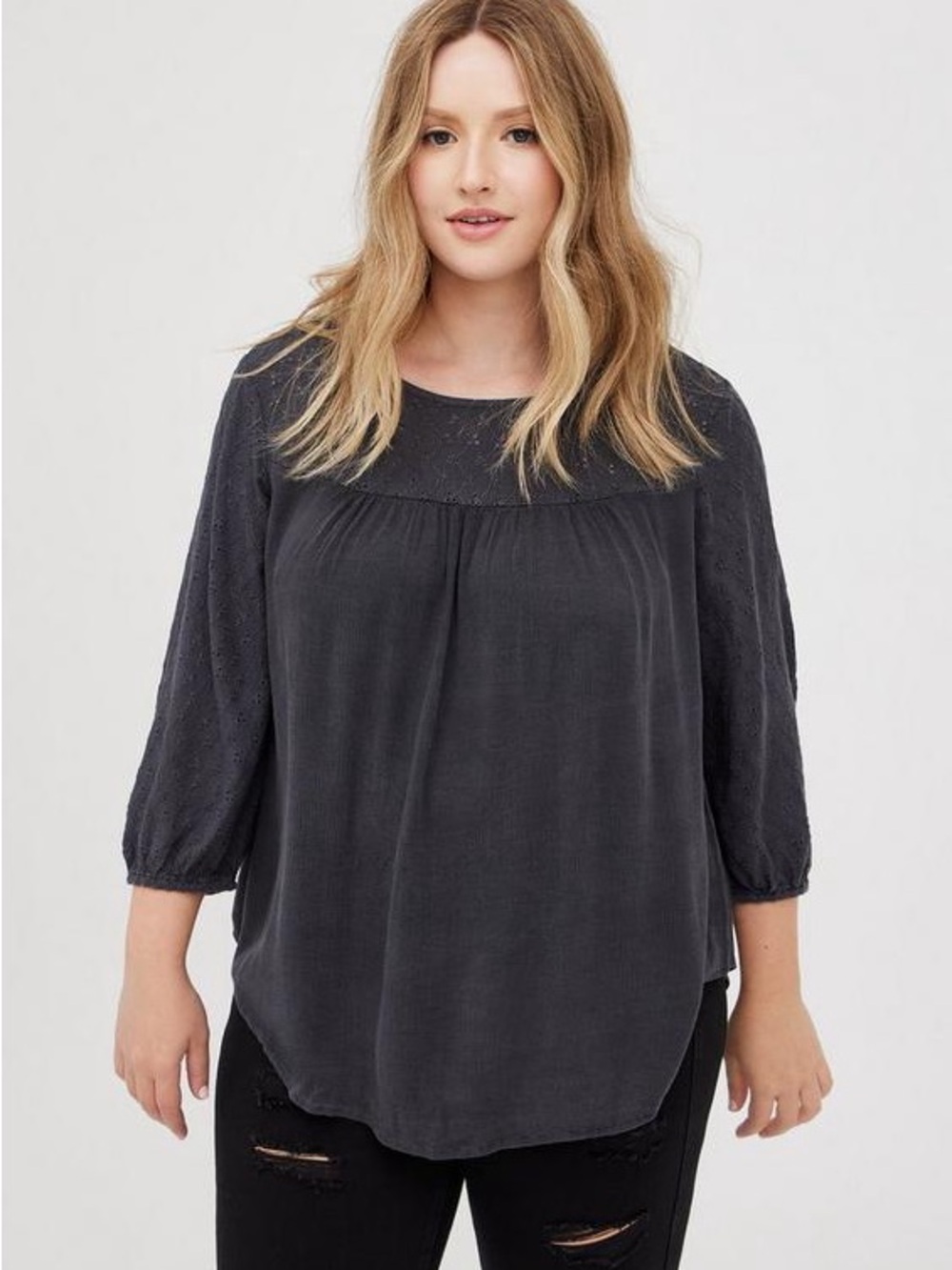 Torrid Blouse Gauze Eyelet Grey Peasant Blouse Size 0X Flowy Oversized Boho Top